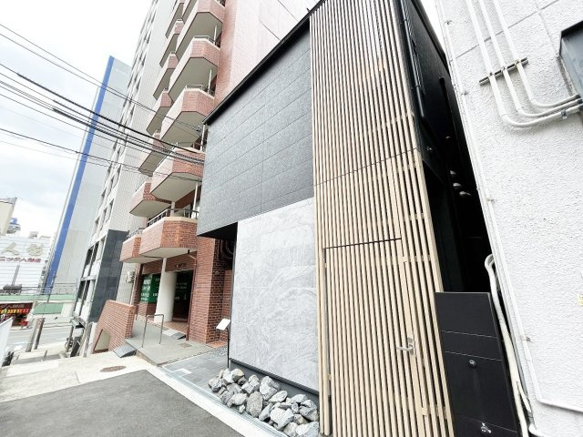 外観：327002151005