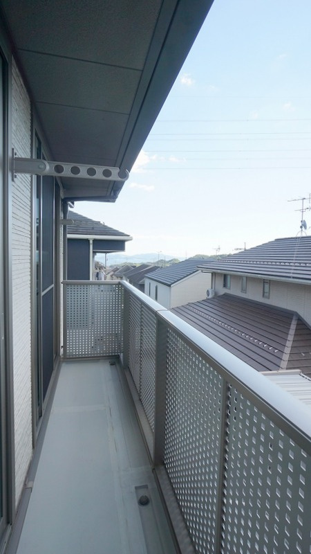 2部屋から出入りできるワイドバルコニー　日当たり、瀬戸内海が一望できる眺望も良好
