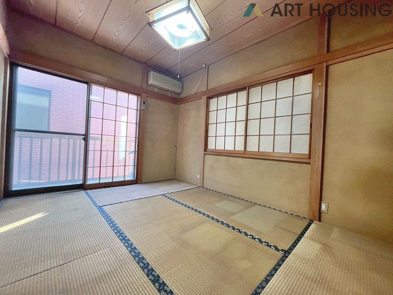 柔らかい畳が心地よい和室