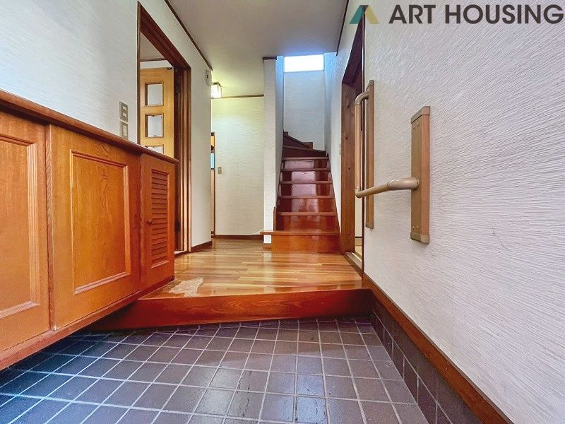 落ち着いた玄関です