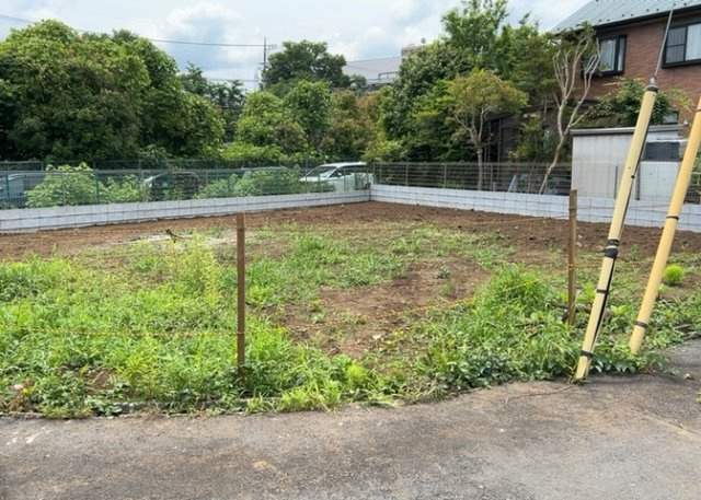 物件の詳細については、現地を見てわかること以外に、役所や法務局などで調べないとわからないことがあります。そのため、現地に行く場合は、もしこの物件を買ったらどのような生活ができるかをイメージしましょう。