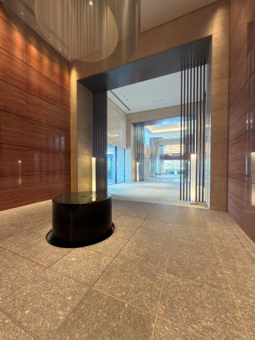 グランドエントランスホール