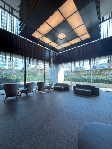 エントランスラウンジ