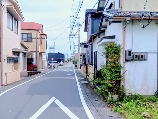現在上物がありますが、解体更地渡しとなります。敷地が30坪とコンパクトな広さです。
