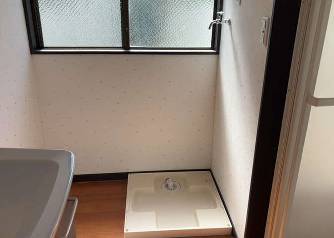 ランドリースペースも気になります。洗濯機置場があり「洗う、干す、取り込む、アイロンがけ、たたむ」など、洗濯に関する家事をするための空間です。広さや収納など付帯設備も含めて、詳細は現地でご確認ください。