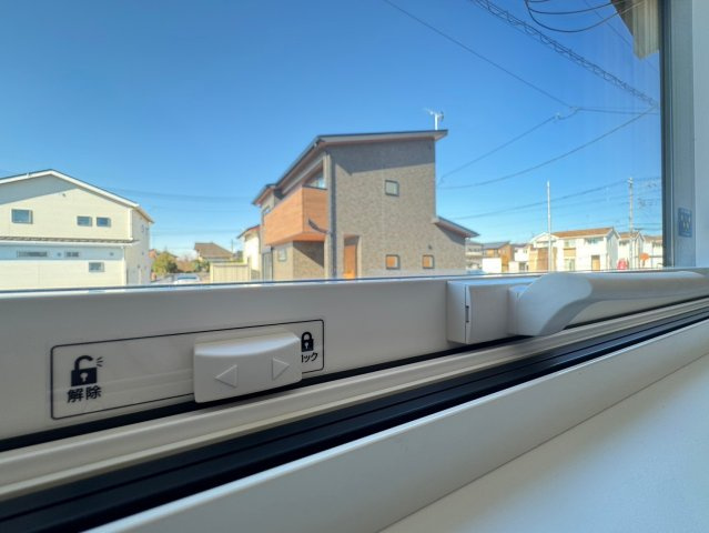 ダブルロックサッシ：同仕様写真