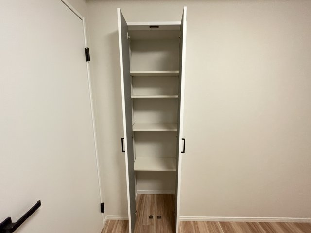 各居室に収納がついており、家族で使い分けしやすくなっています。　