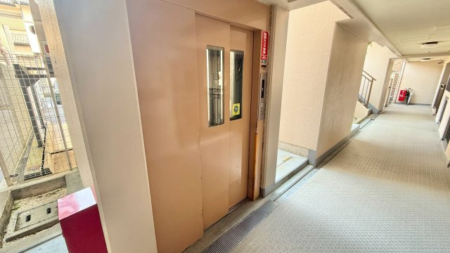 エレベーター