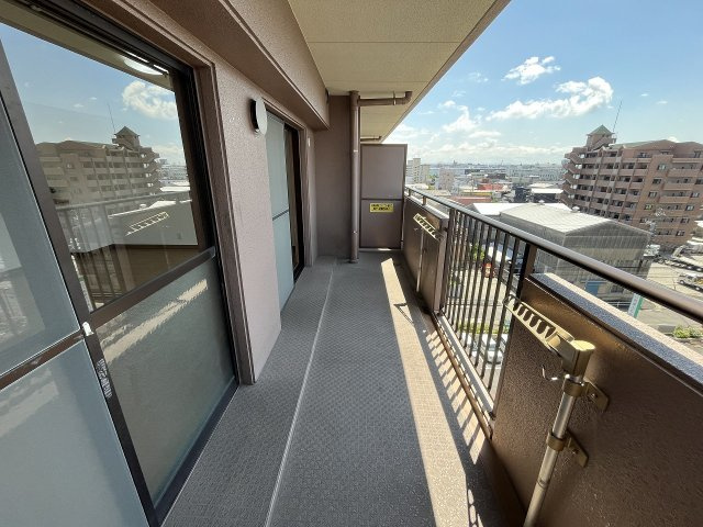 南面バルコニーにつき洗濯物がよく乾きます！