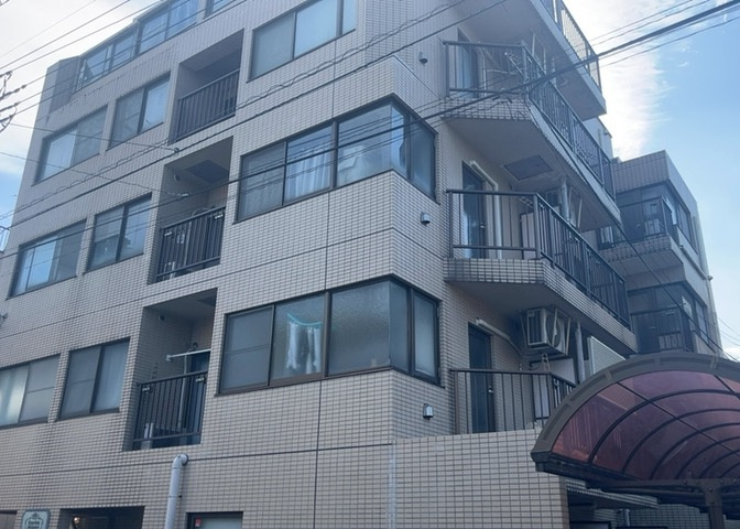 物件の詳細については、現地を見てわかること以外に、役所や法務局などで調べないとわからないことがあります。そのため、現地に行く場合は、もしこの物件を買ったらどのような生活ができるかをイメージしましょう。