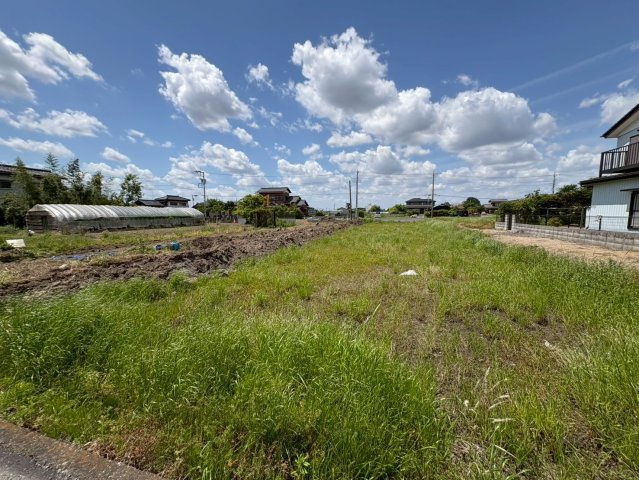 ■2区画　お好きなハウスメーカーで建築可能です！　■土地面積約123坪！　■千間台小学校徒歩19分(1500ｍ)・千間台中学校徒歩15分(1200ｍ)
