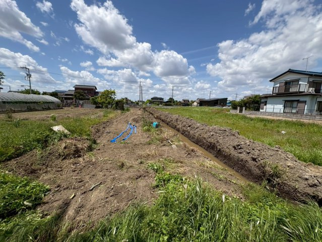 ■2区画　お好きなハウスメーカーで建築可能です！　■土地面積約123坪！　■千間台小学校徒歩19分(1500ｍ)・千間台中学校徒歩15分(1200ｍ)