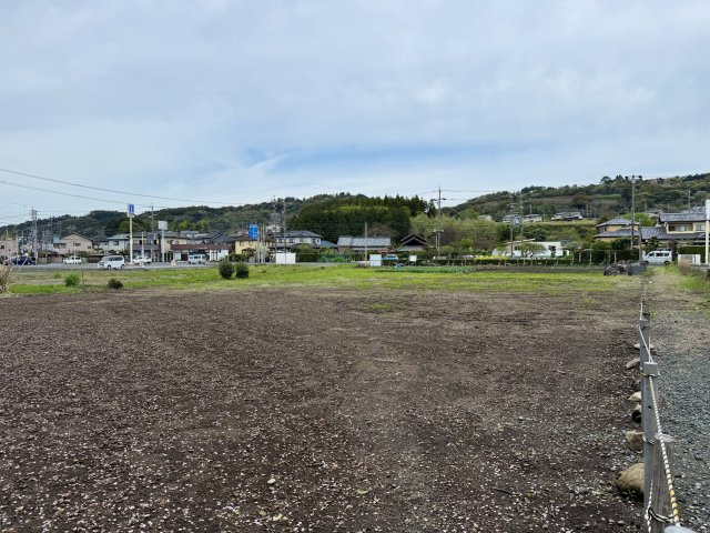 南側から北向に撮影しました。