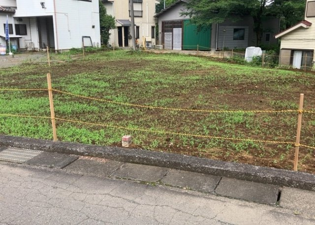 家を建てる前提で土地を探している場合、地盤の丈夫さは譲れない条件の一つです。地盤が脆弱だと追加工事が必要となります。また、過去に地盤沈下や液状化現象を起こした土地は、できるだけ避けた方がいいでしょう。