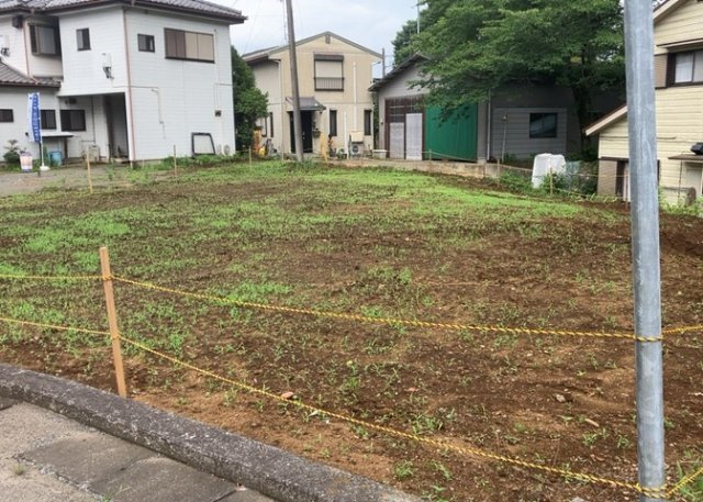 人が暮らすうえで日光は大切な要素となります。日当たりの良さは譲れないポイントですね。併せて近くに大きな建築物の建築予定がないか、あるいはそれが可能な土地が近くにないか事前に確認することもお勧めします。