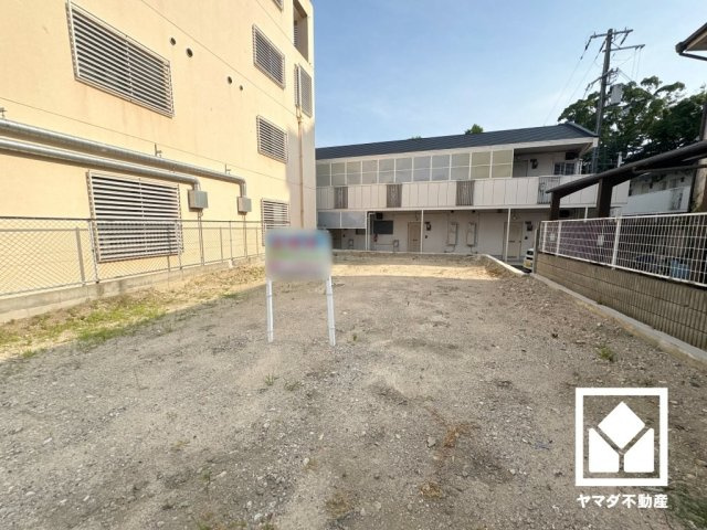 最寄りのJR東海道本線「甲子園口」までは傾斜が少ないほぼ平担な道のりで、自転車やベビーカーでの移動もスムーズになります。
