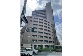 ディークラディア鶴見アクロスタワーの外観