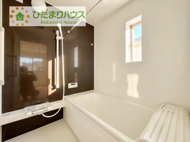 大人が足を伸ばしても十分な広さ！一人でゆっくりくつろぐ時間も大切です！