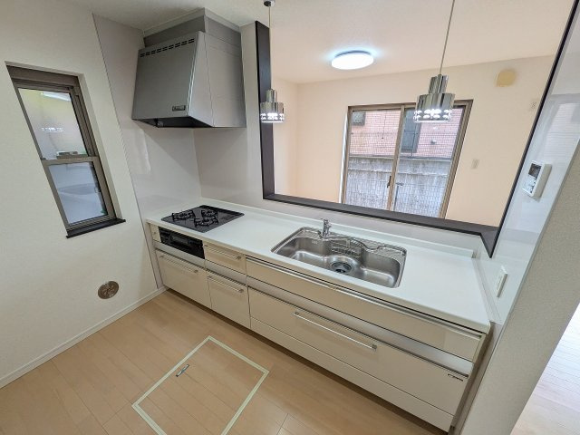 ～使い勝手の良いシステムキッチン～