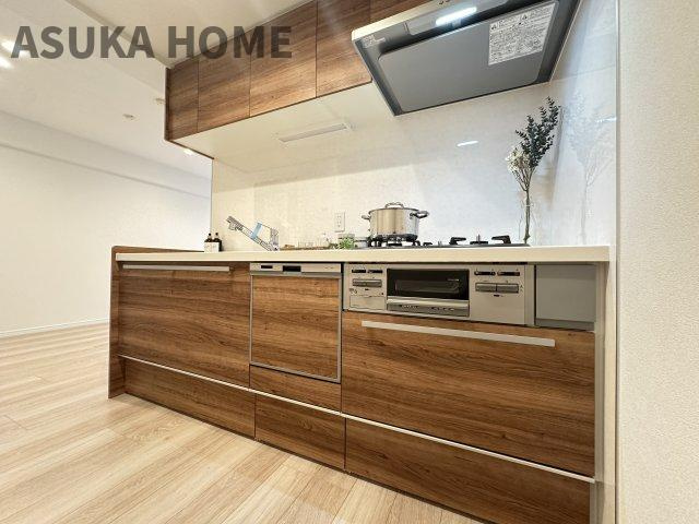 広々とした作業台はお料理の手際が良くなり自分時間も確保できますね。