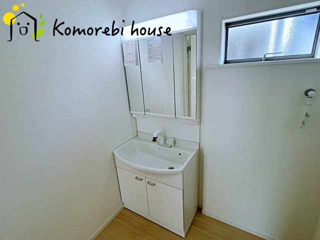 使いやすい独立洗面台です