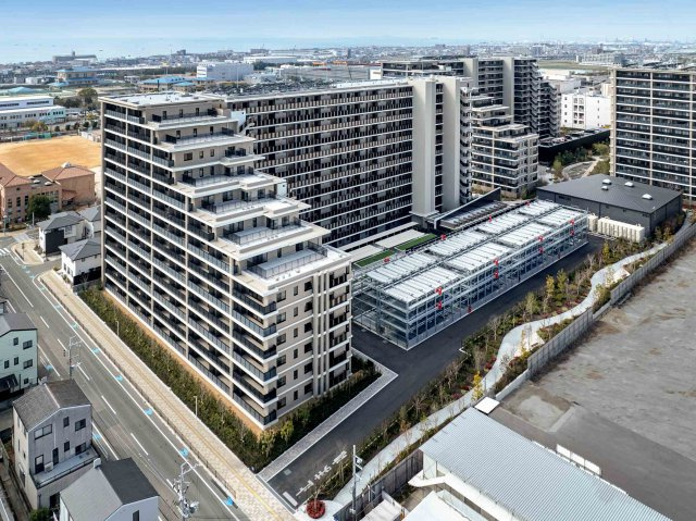 外観写真2024/2撮影　総810戸の大規模開発