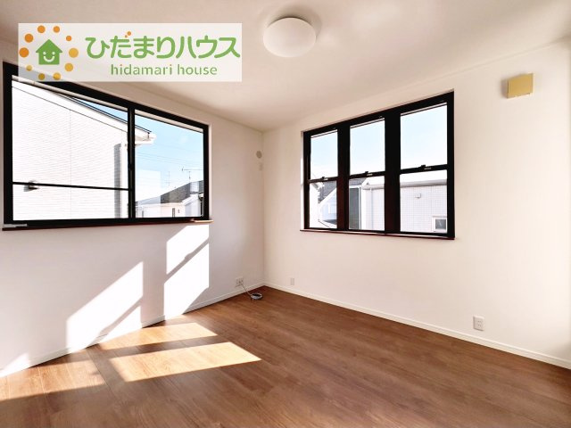 ゆとりのある主寝室！ご家族全員で寝れちゃいます♪