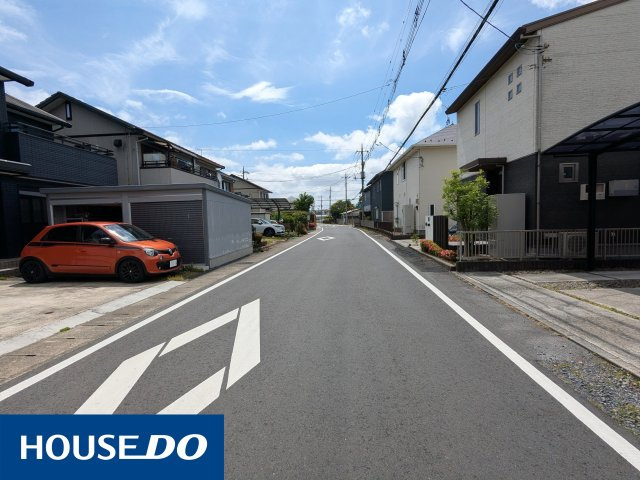 前面道路は幅員6メートルです。