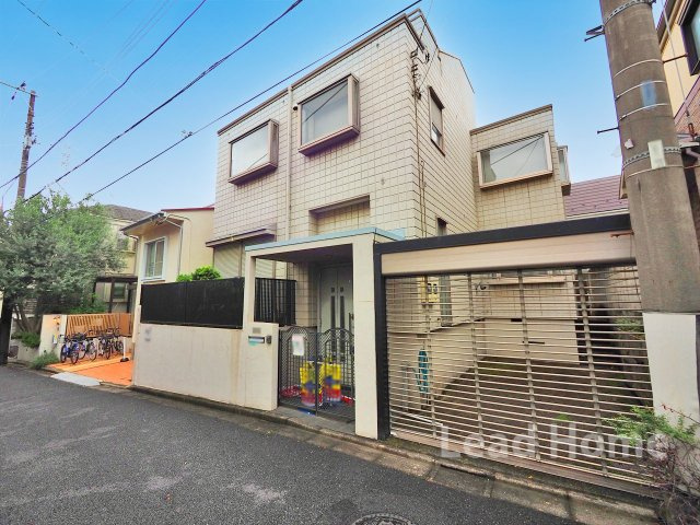 自然光をたっぷり取り込める明るい居住環境です！ご家族みんなで健やかにのびのび暮らせますね！