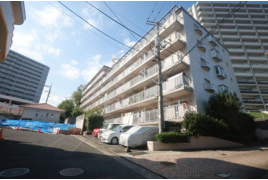 エメラルドマンション府中南の外観