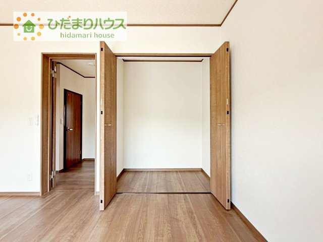 お洋服の多い女性に人気！収納力の高いクローゼット付き☆彡