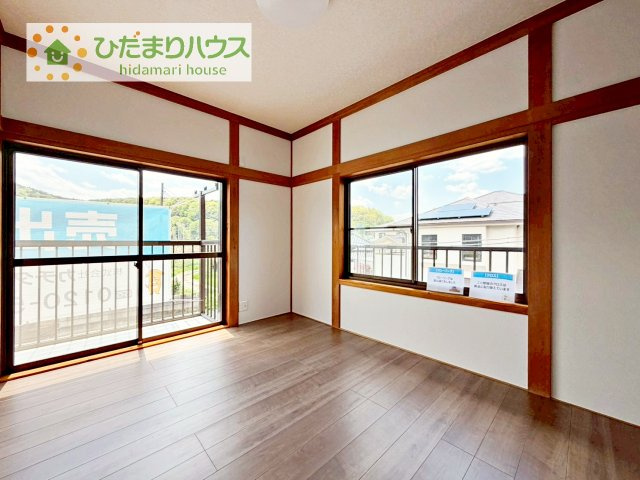 木の温もりがやさしいフローリング♪