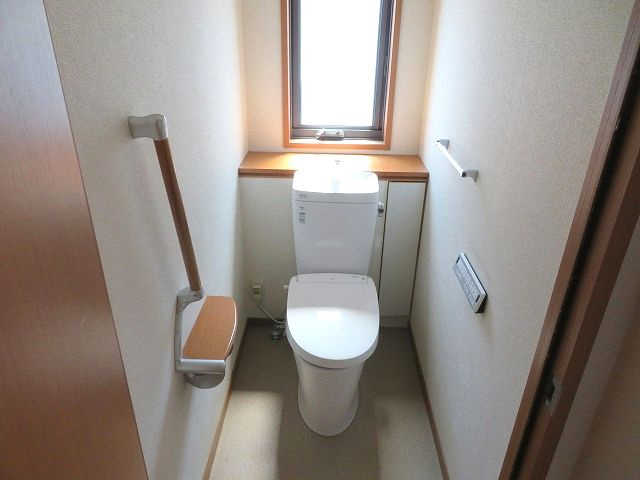2Fトイレ