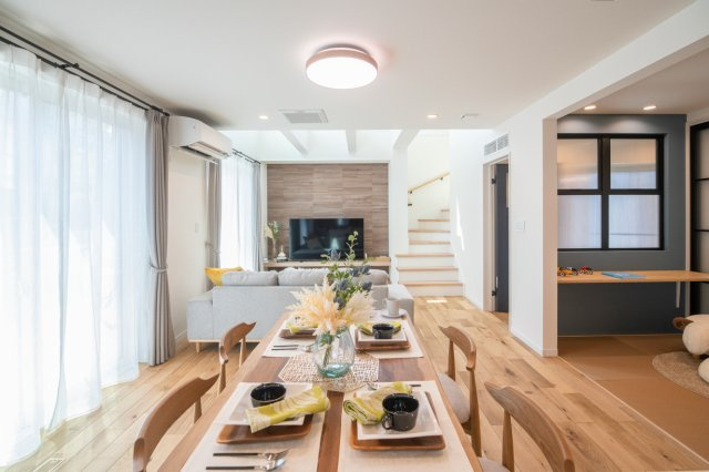 家具、家電、カーテン付き（保証外）