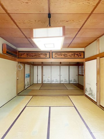 1階8帖和室