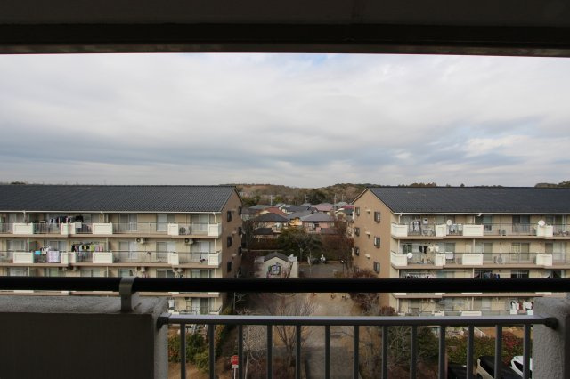 北側の眺望　各棟と距離が取られており、ゆったりした敷地内です！