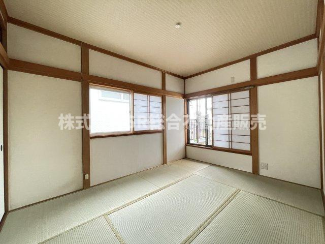 3F　6.0帖。2面採光の明るい和室です！