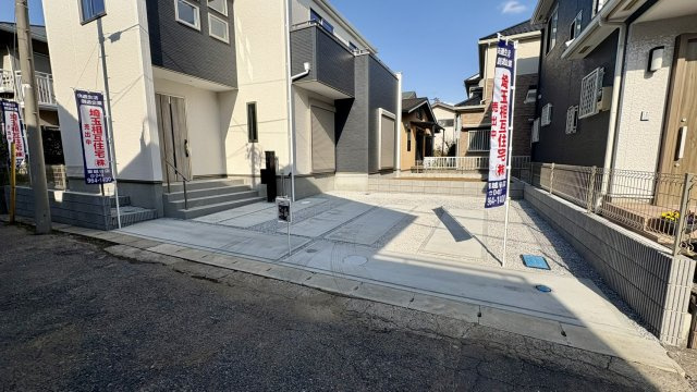 全居室南東向き・全居室に収納がある4LDK・WIC！駐車スペース2台可(車種による)！
