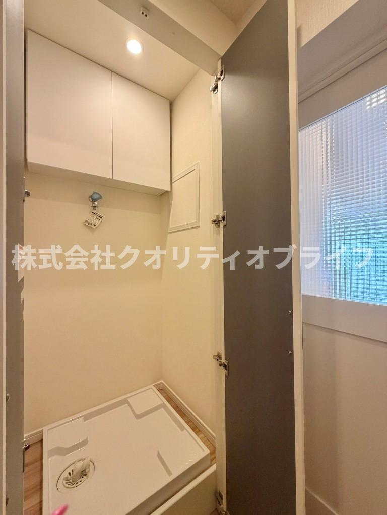 室内洗濯機置き場で雨の日でも安心♪