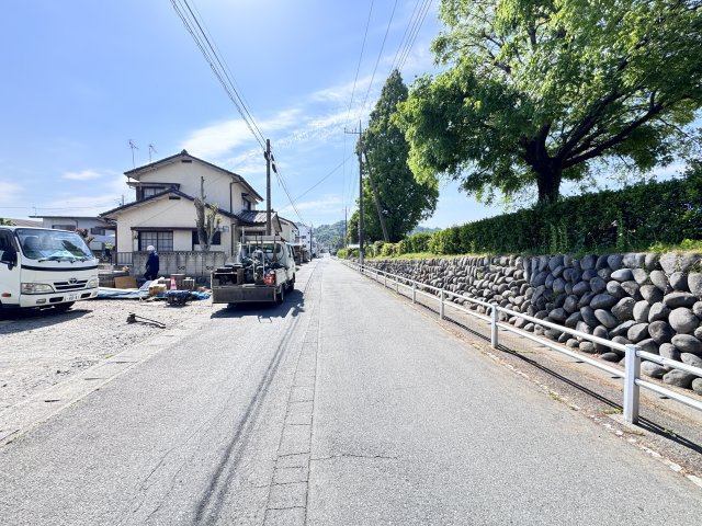 現地写真　北側接道幅員約7.1ｍ