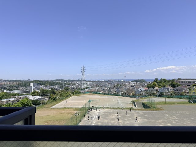 洋室側からの眺望　風通しも良好です