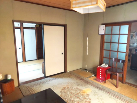 2面採光で明るく風通しのよいお部屋です。