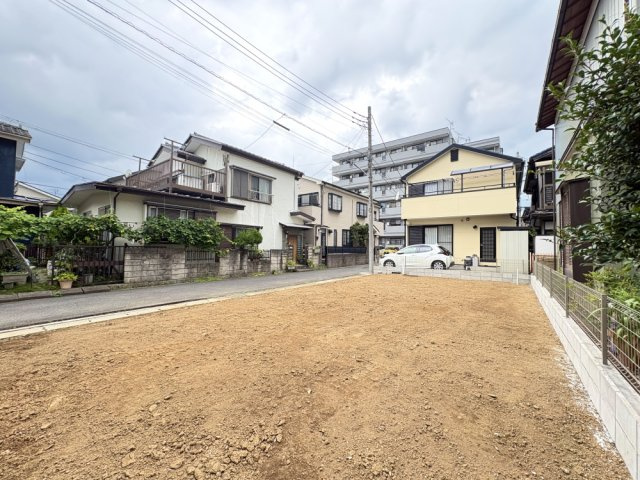 ■東武スカイツリーライン「武里」駅徒歩11分　■土地面積約30坪　■近隣に商業施設充実！　■備後小学校徒歩4分(300ｍ)・武里中学校徒歩11分(850ｍ)