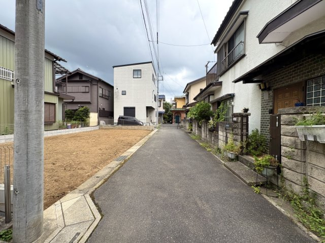 ■東武スカイツリーライン「武里」駅徒歩11分　■土地面積約30坪　■近隣に商業施設充実！　■備後小学校徒歩4分(300ｍ)・武里中学校徒歩11分(850ｍ)