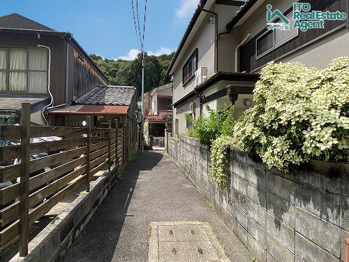 前面道路含む現地写真