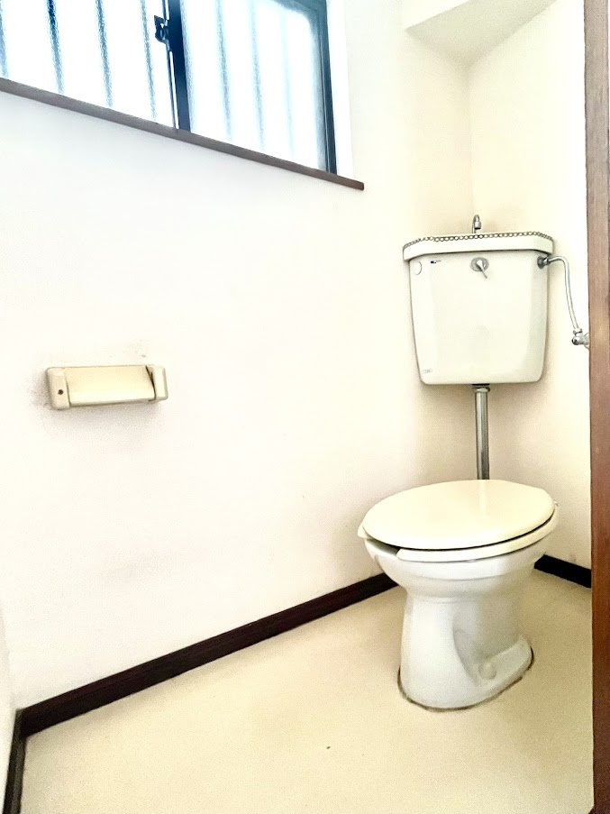 トイレです。リフォームもお気軽にご相談ください。