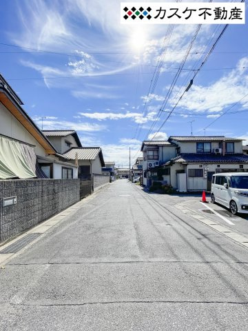 西側接道：公道　約6ｍ