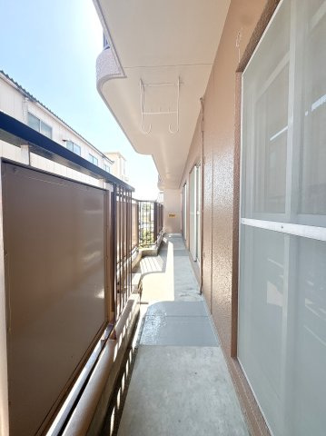 南向きのバルコニーになります♪