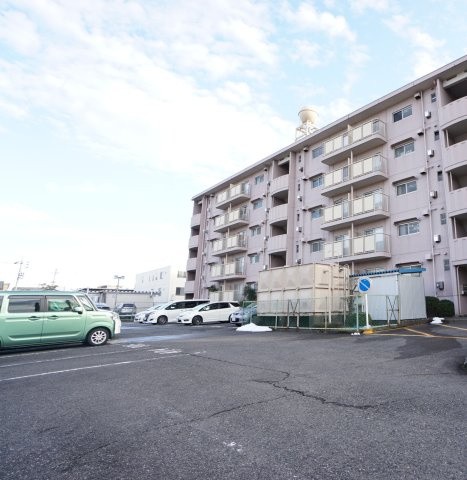 駐車場になります♪