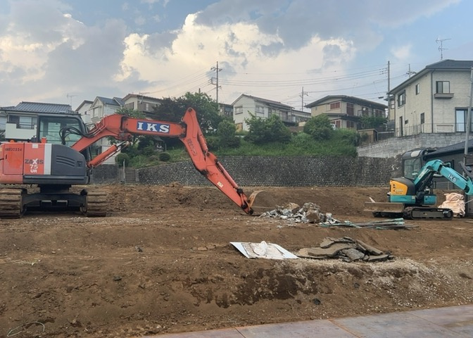 家を建てる前提で土地を探している場合、地盤の丈夫さは譲れない条件の一つです。地盤が脆弱だと追加工事が必要となります。また、過去に地盤沈下や液状化現象を起こした土地は、できるだけ避けた方がいいでしょう。